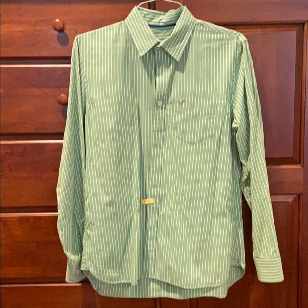 American Eagle men’s medium long sleeve shirt